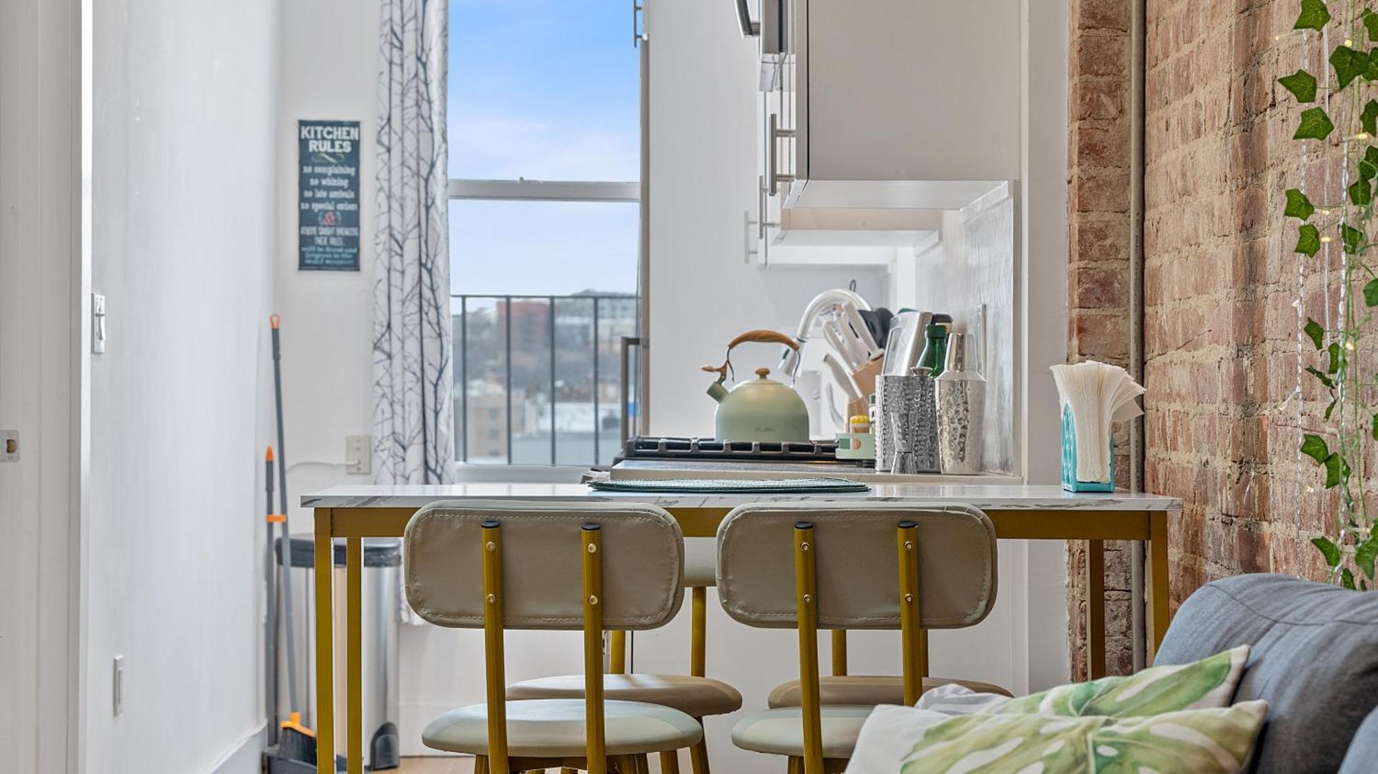 Chic Penthouse 15 Minutes From Nyc - Bus Stop At Doorstep Hoboken Exterior foto